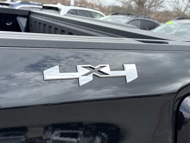 New 2026 GMC Sierra 1500 Pro w/ Graphite Edition AWD/4WD image 11