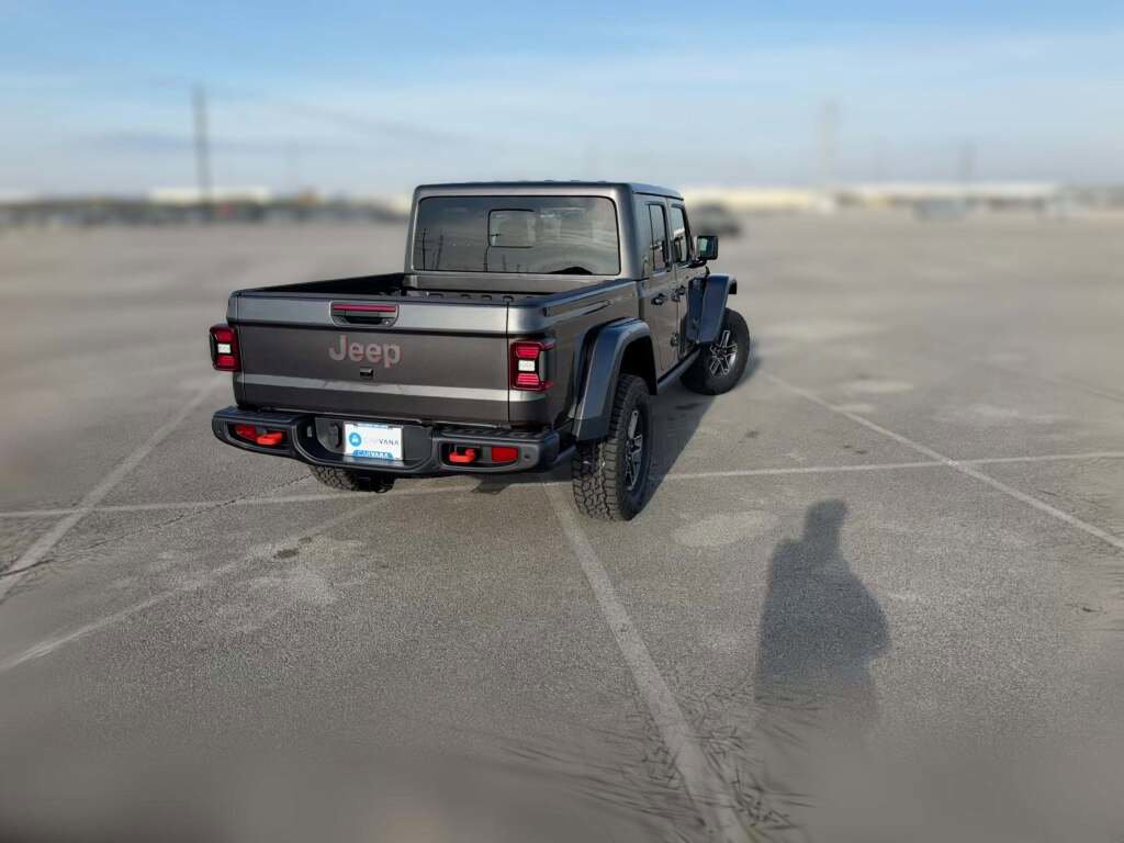 New 2026 Jeep Gladiator Mojave image 11