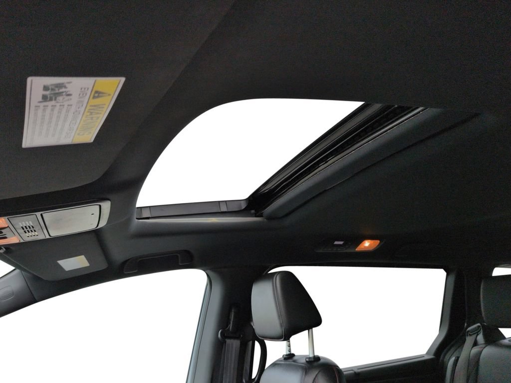 Used 2025 Honda Odyssey Sport-L image 13