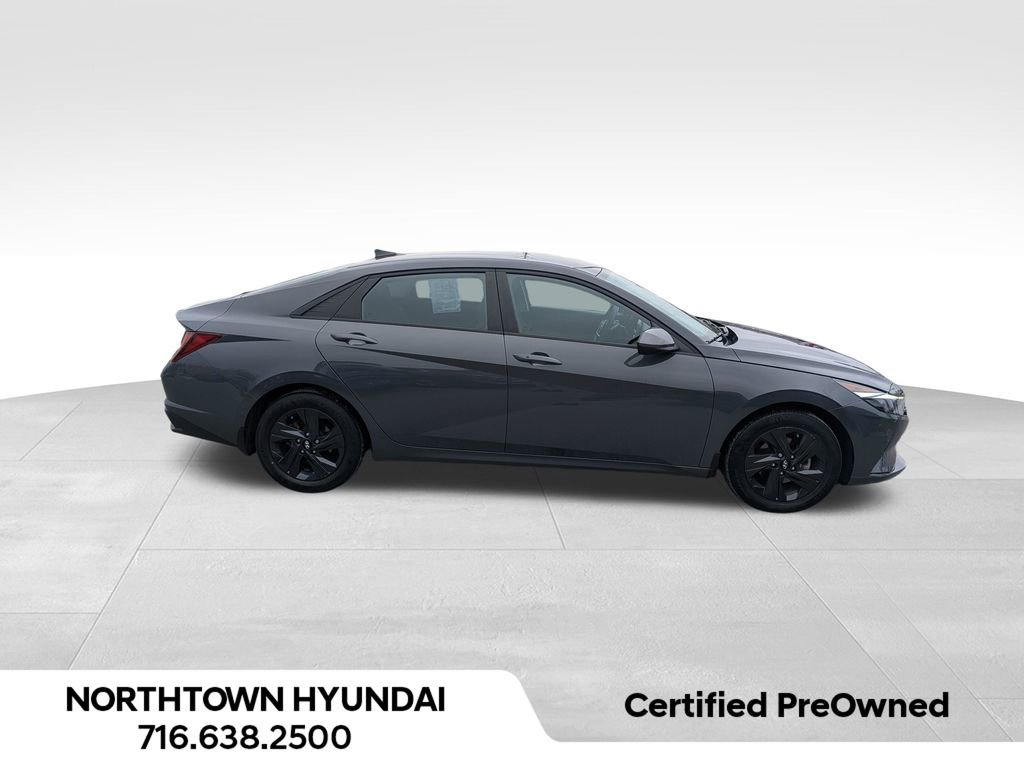 Used 2023 Hyundai Elantra SEL image 13