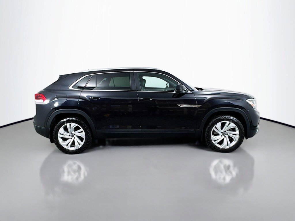Used 2020 Volkswagen Atlas Cross Sport SEL image 6