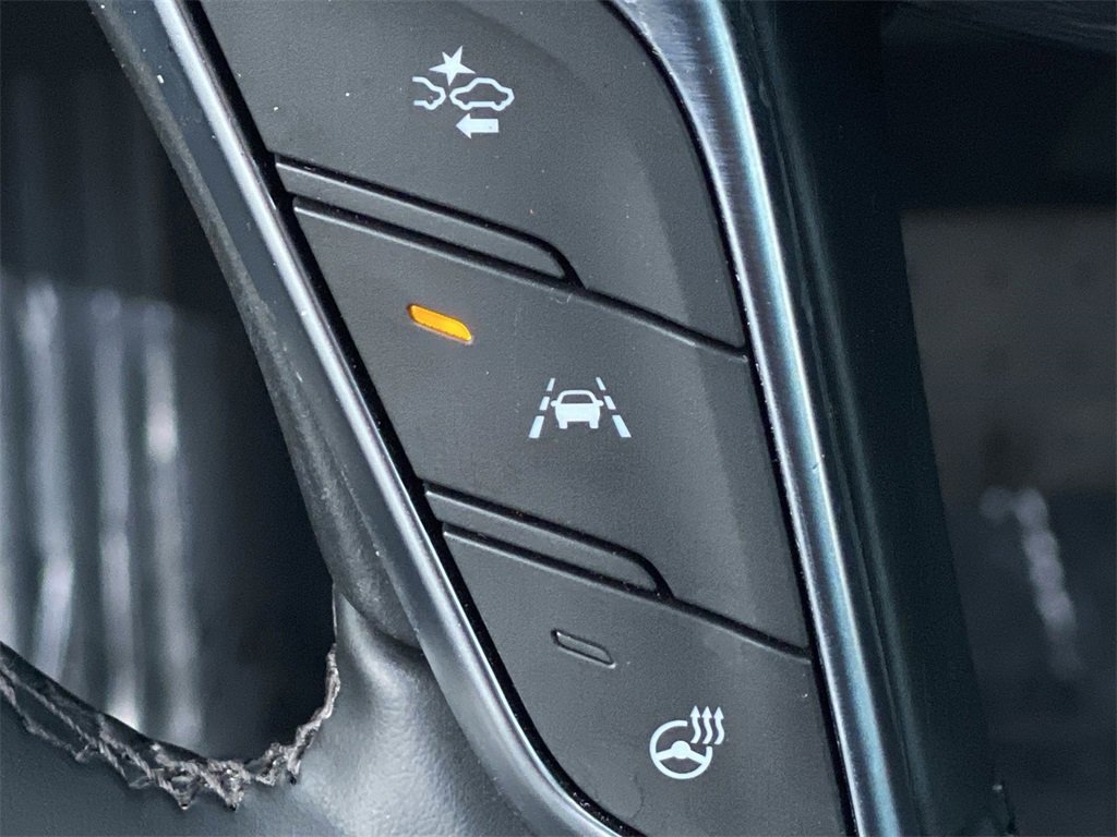 Certified 2025 Cadillac XT5 Premium Luxury image 19