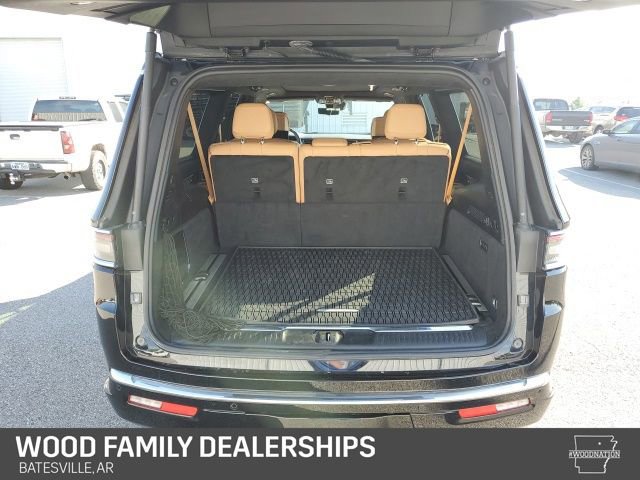 Used 2024 Jeep Grand Wagoneer L Series III w/ Rear Seat Video Group 1 image 9