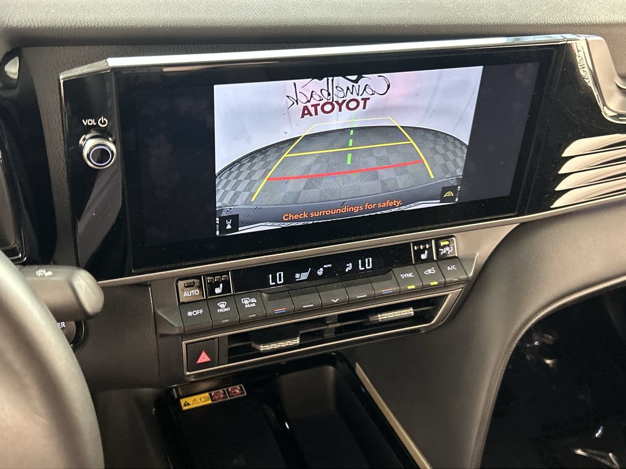Used 2025 Toyota Camry XSE FWD image 17