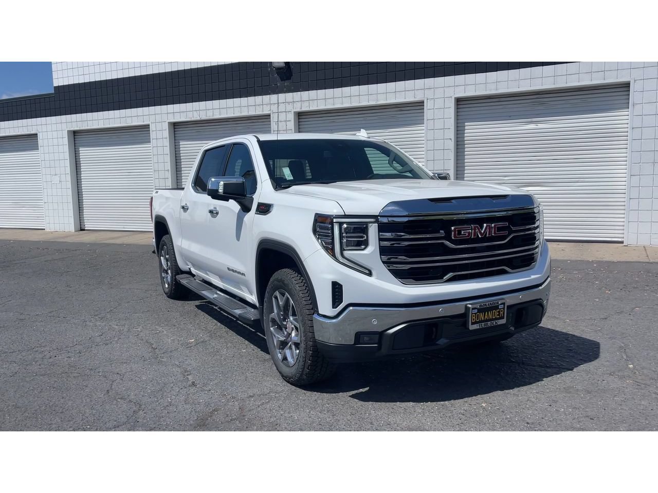 New 2026 GMC Sierra 1500 SLT w/ SLT Premium Plus Package AWD/4WD image 5