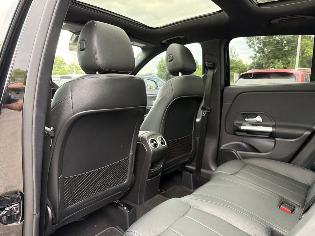 Used 2023 Mercedes-Benz GLA 250 4MATIC image 12