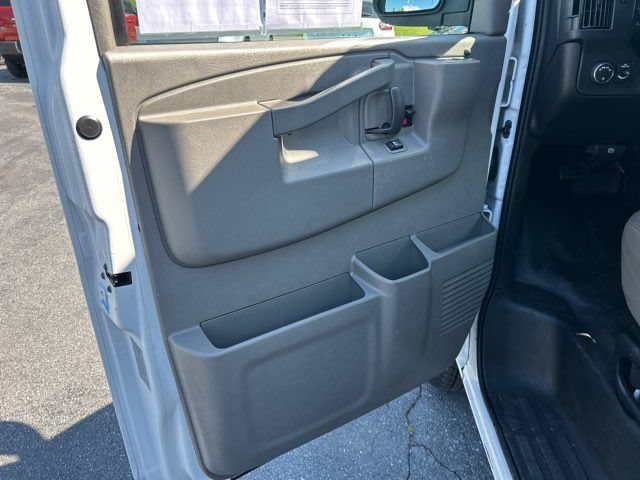 Used 2020 Chevrolet Express 2500 w/ Driver Convenience Package RWD image 12