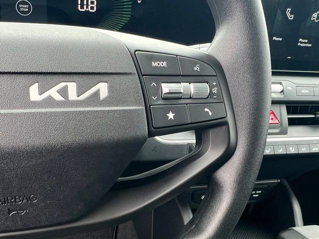 Certified 2025 Kia K4 LXS FWD image 24