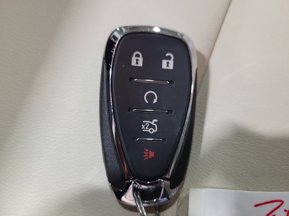 Used 2022 Chevrolet Malibu LT w/ Leather Package FWD image 32
