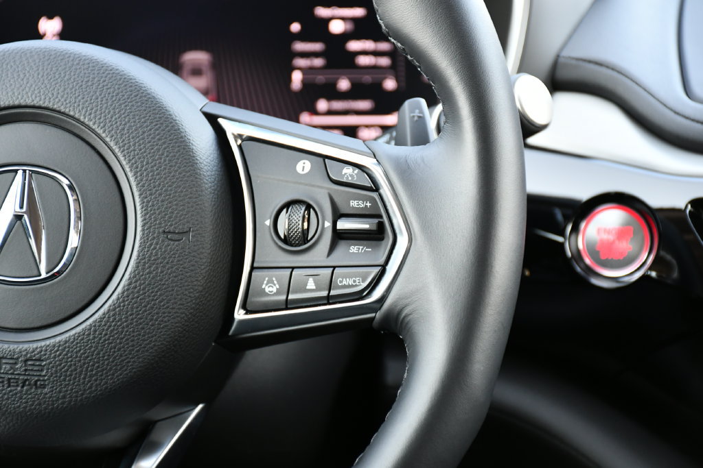 Certified 2026 Acura MDX w/ Technology Package FWD image 34