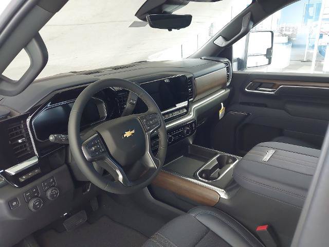 New 2026 Chevrolet Silverado 3500 High Country w/ High Country Premium Package AWD/4WD image 2