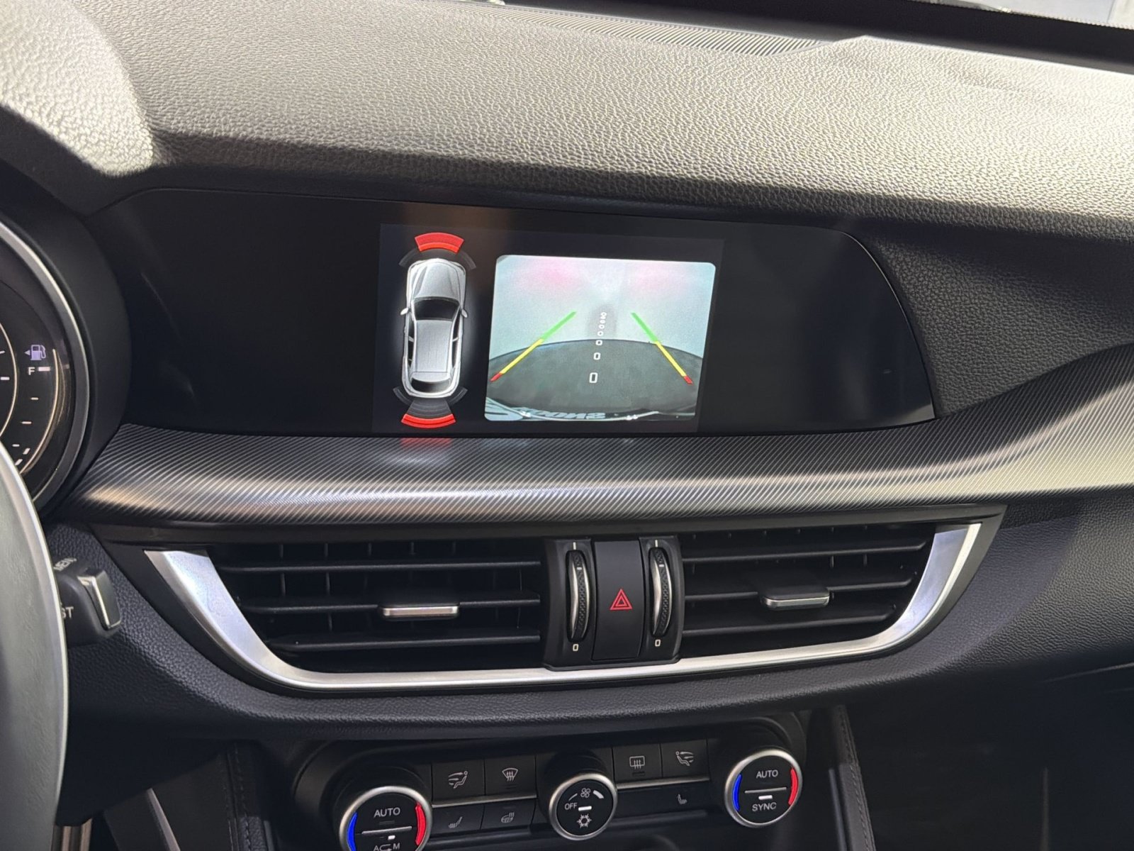 Used 2018 Alfa Romeo Stelvio Ti Sport AWD/4WD image 19