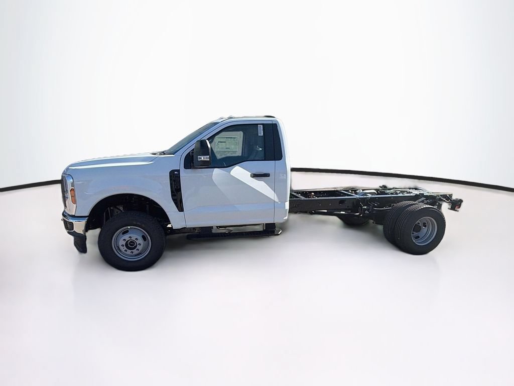 New 2027 Ford F350 XL w/ XL Chrome Package AWD/4WD image 5