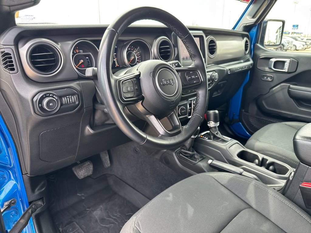 Used 2021 Jeep Wrangler Unlimited Sport AWD/4WD image 11