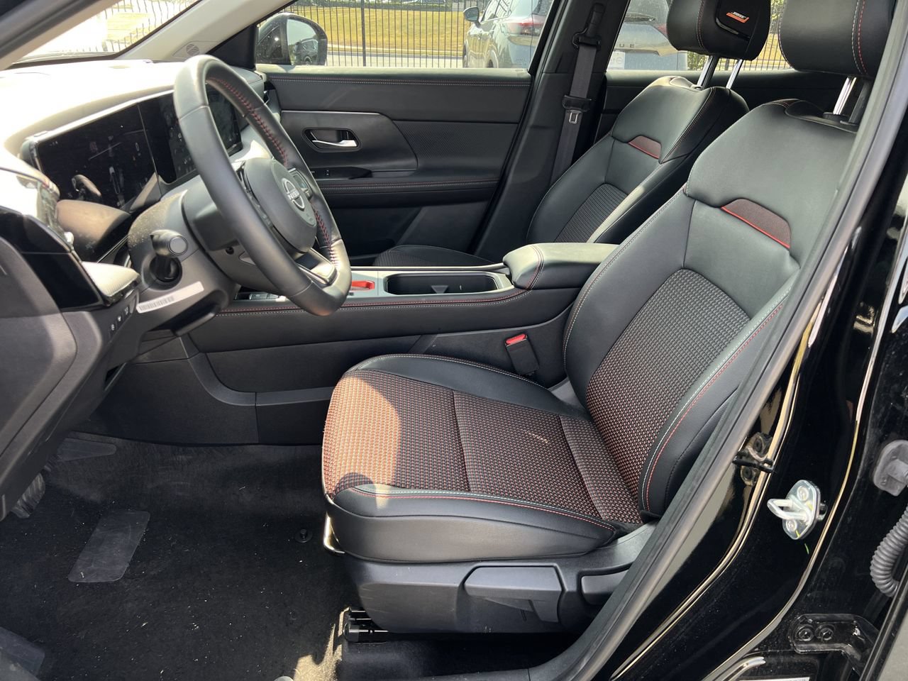 Certified 2026 Nissan Kicks SR w/ SR Premium Package FWD image 6