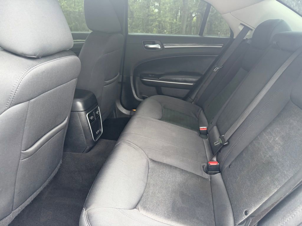 Used 2021 Chrysler 300 Touring w/ Sport Appearance Package image 11