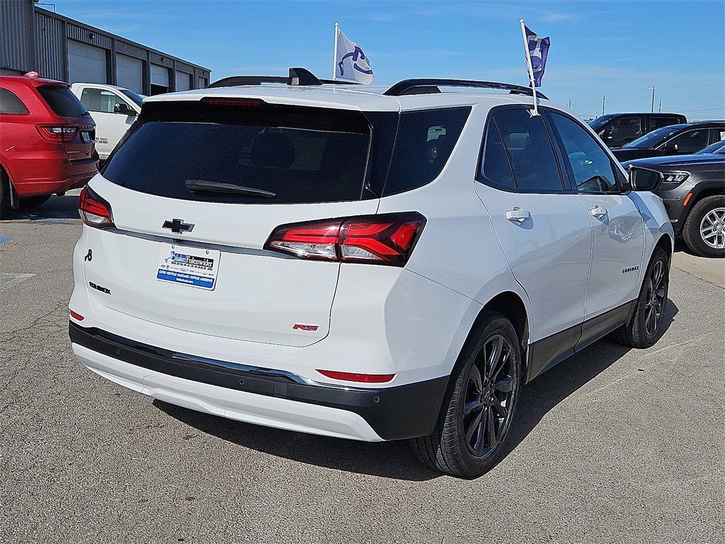 Used 2023 Chevrolet Equinox RS image 6