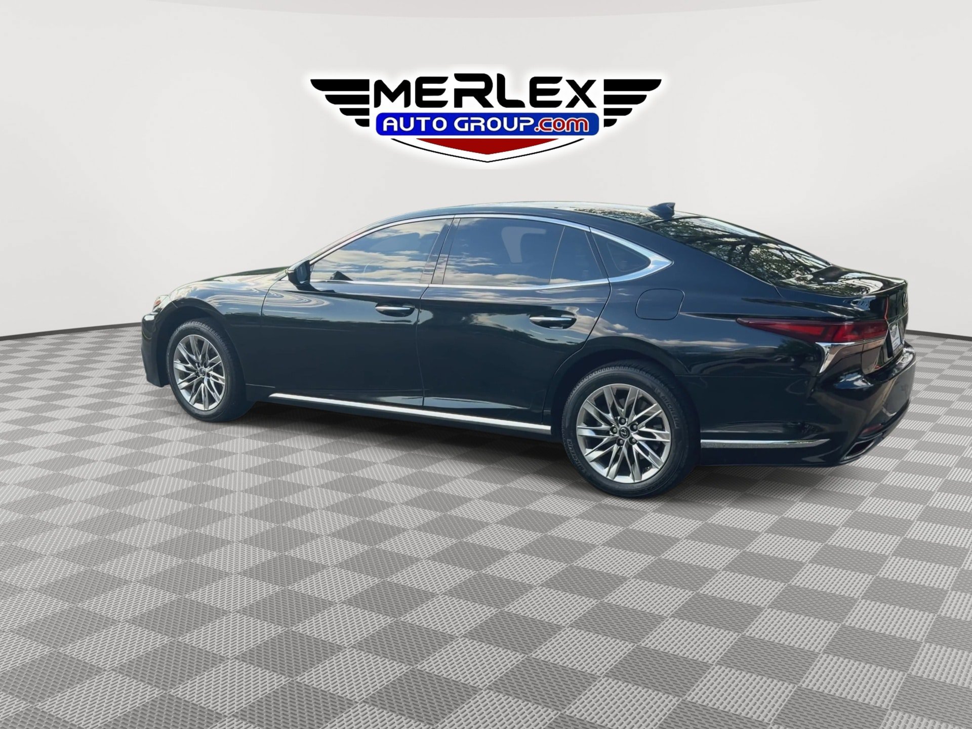 Used 2018 Lexus LS 500 w/ Interior Upgrade Package RWD image 6