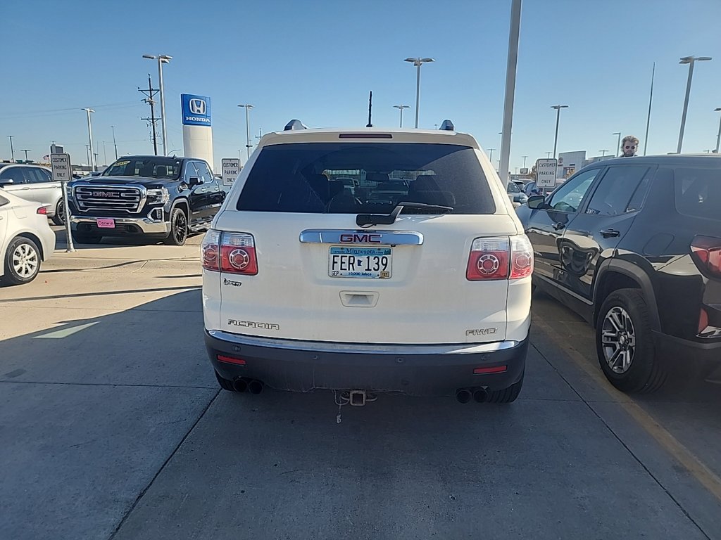 Used 2011 GMC Acadia SLT AWD/4WD image 10
