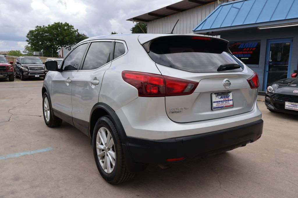 Used 2017 Nissan Rogue Sport S w/ S Appearance Package image 5
