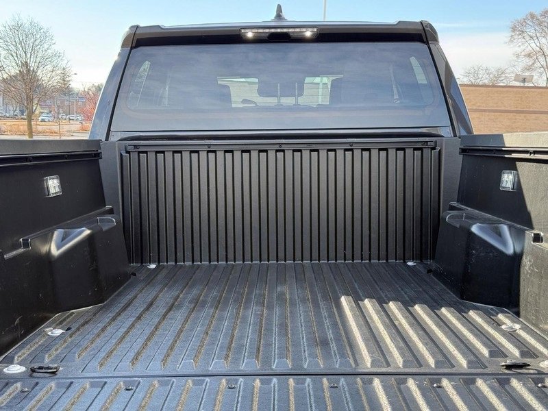 Used 2025 Toyota Tacoma SR5 image 9