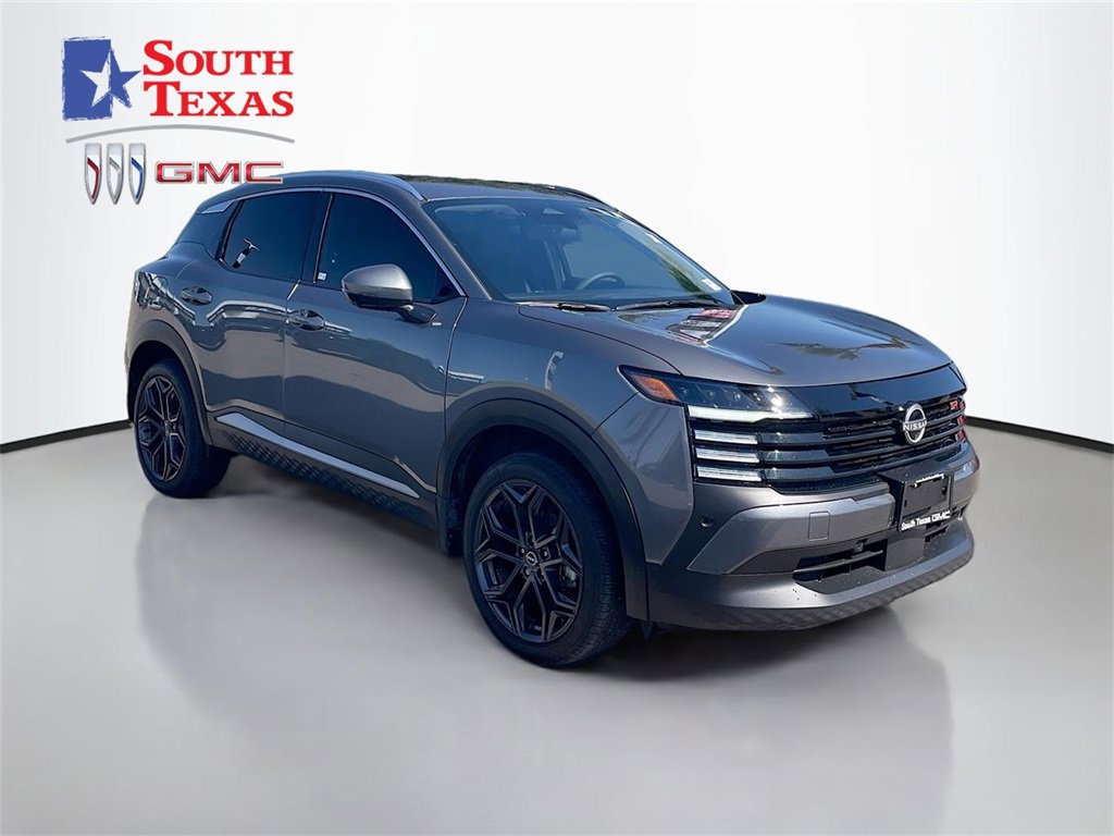 Used 2025 Nissan Kicks SR video 1