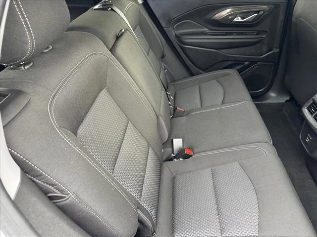Used 2024 GMC Terrain SLE AWD/4WD image 18
