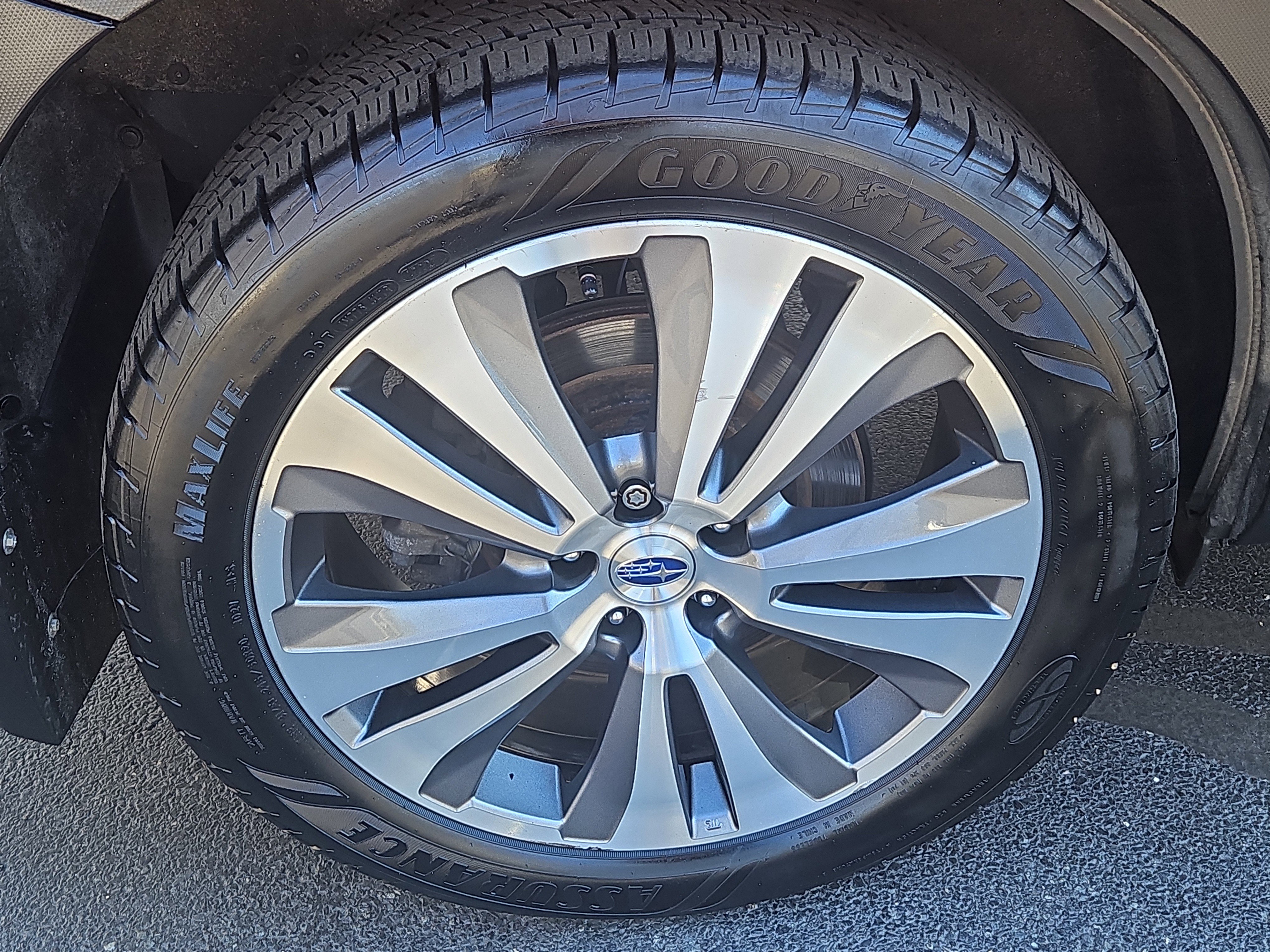 Used 2020 Subaru Ascent Premium w/ Sport Package image 29