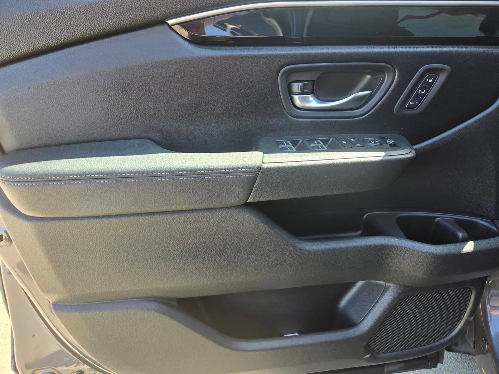 Certified 2025 Honda Pilot Touring image 16