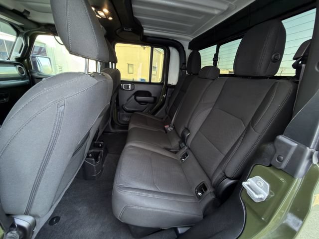 Used 2023 Jeep Gladiator Sport AWD/4WD image 25