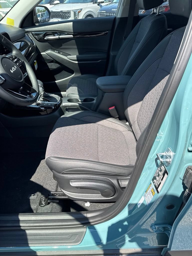 New 2026 Kia Seltos S AWD/4WD image 9