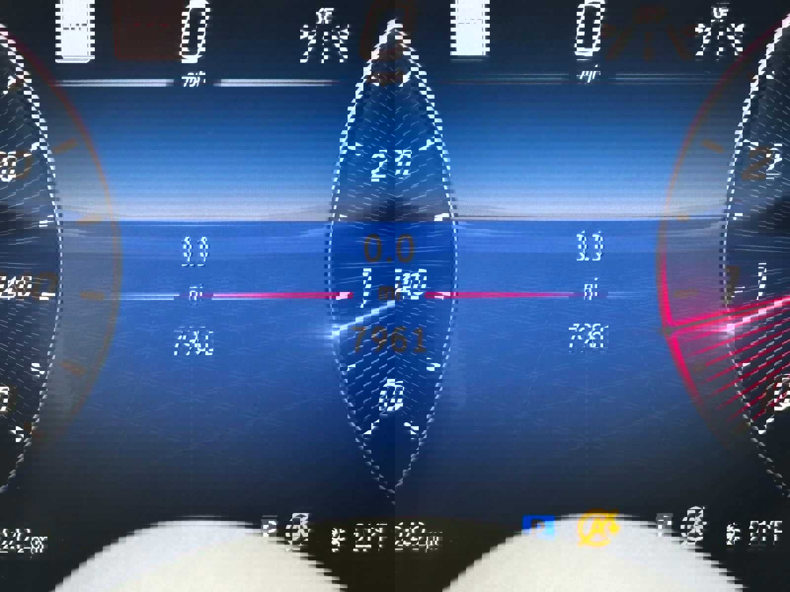 Used 2024 Mercedes-Benz GLC 300 4MATIC image 25