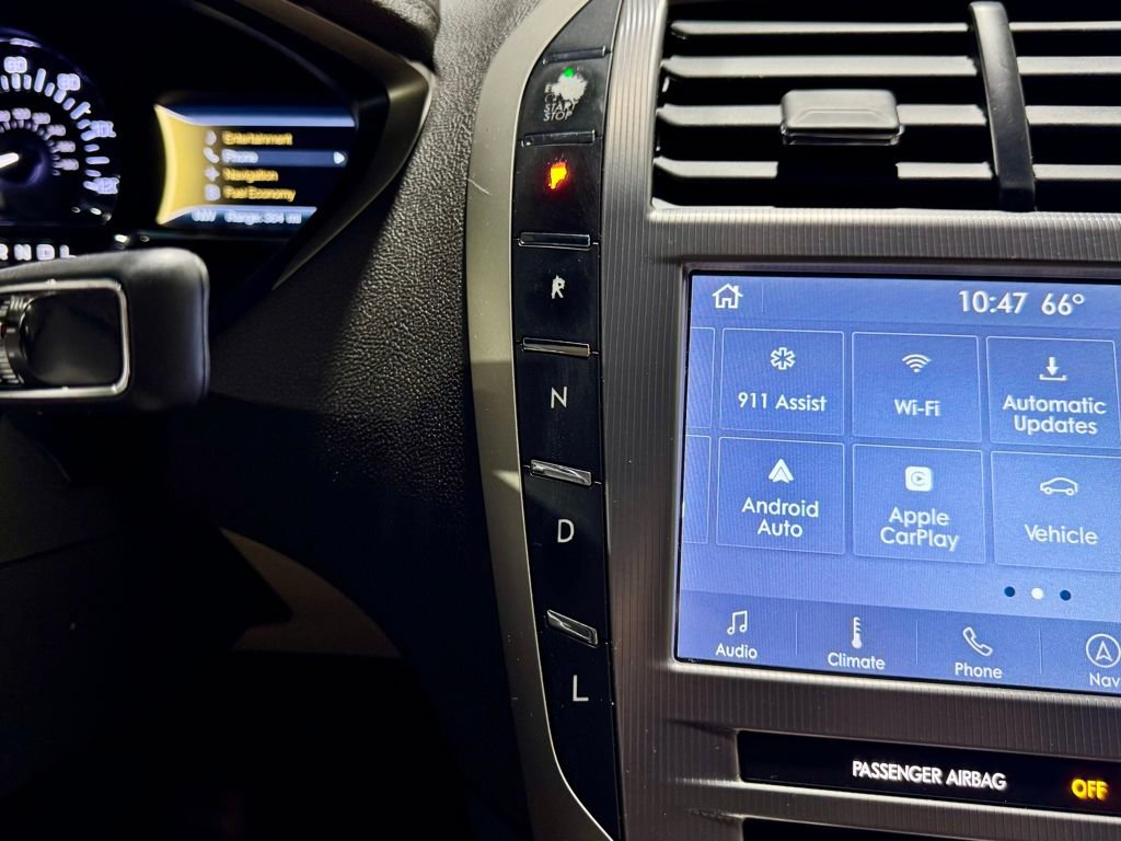 Used 2020 Lincoln MKZ Reserve w/ Elements Package image 23