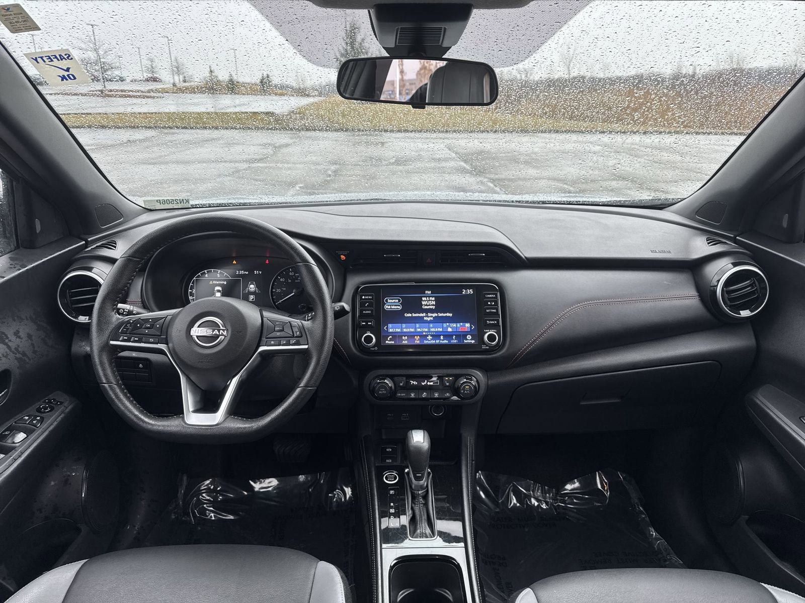 Used 2023 Nissan Kicks SR w/ SR Premium Package image 13