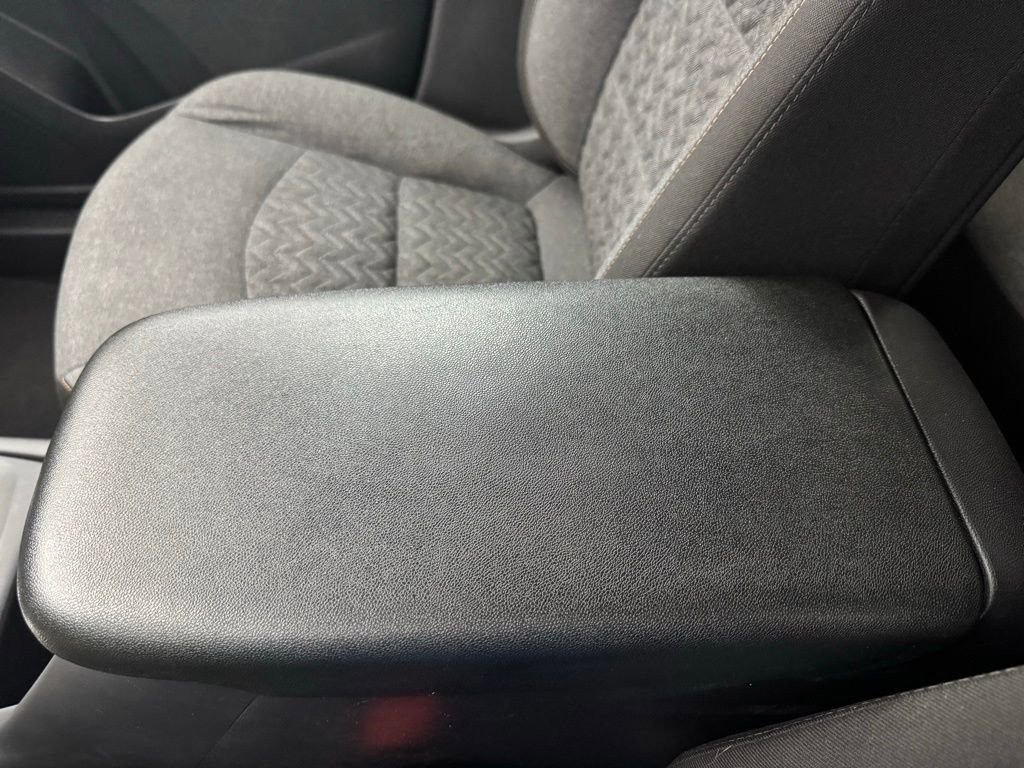 Used 2024 Chevrolet Equinox LT image 28