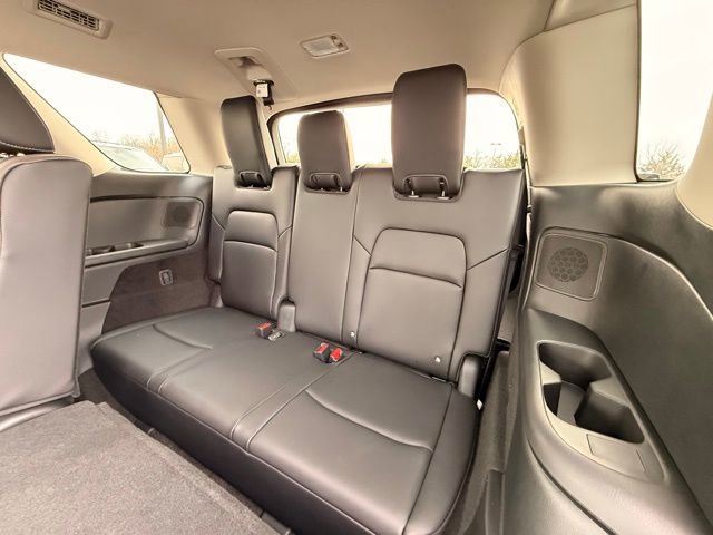 New 2026 Nissan Pathfinder Platinum w/ Cargo Package image 16
