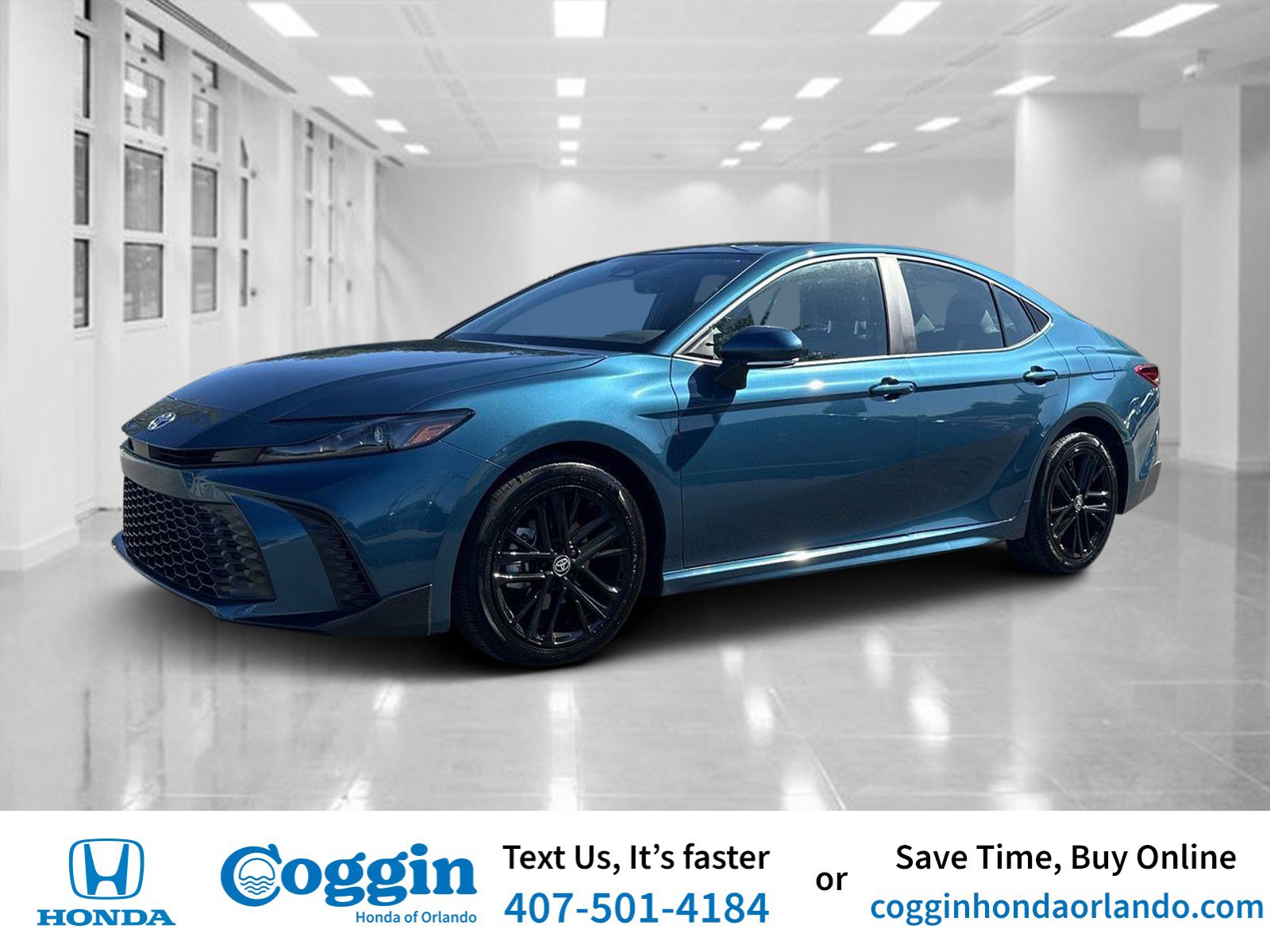 Used 2025 Toyota Camry SE