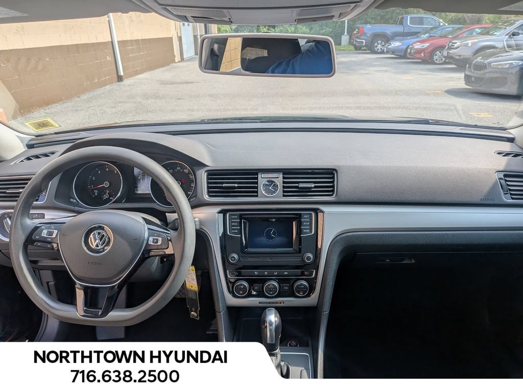 Used 2017 Volkswagen Passat 1.8T S FWD image 6