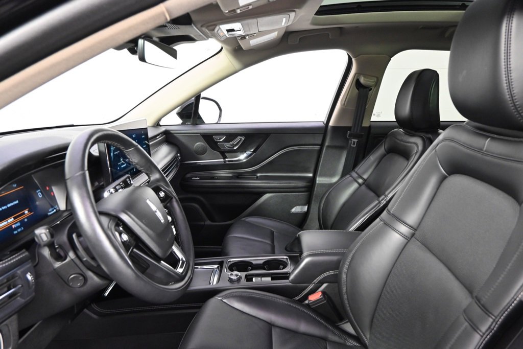 New 2025 Lincoln Corsair Reserve w/ Jet Appearance Package image 13