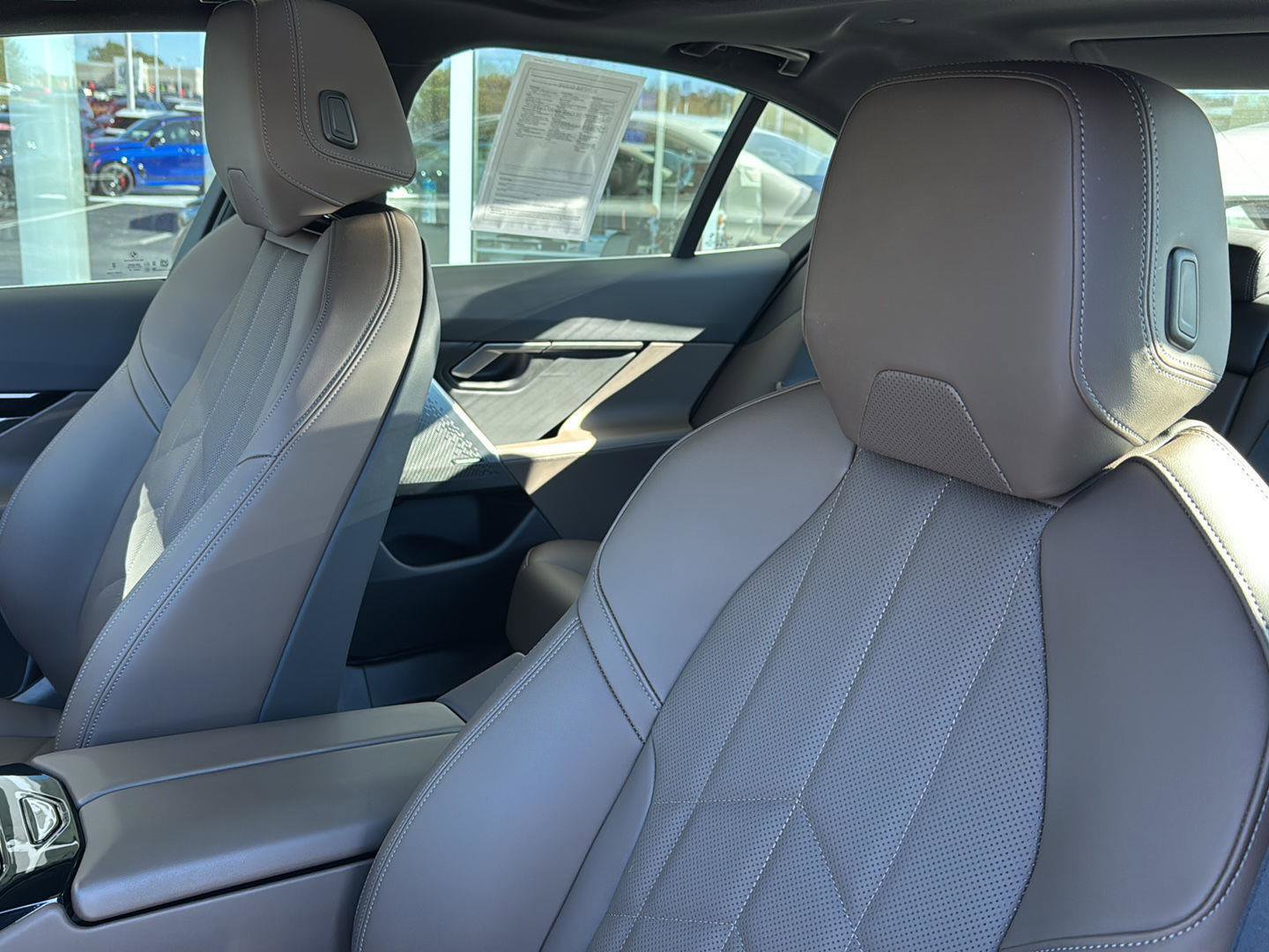 Certified 2025 BMW 530i w/ Premium Package image 26