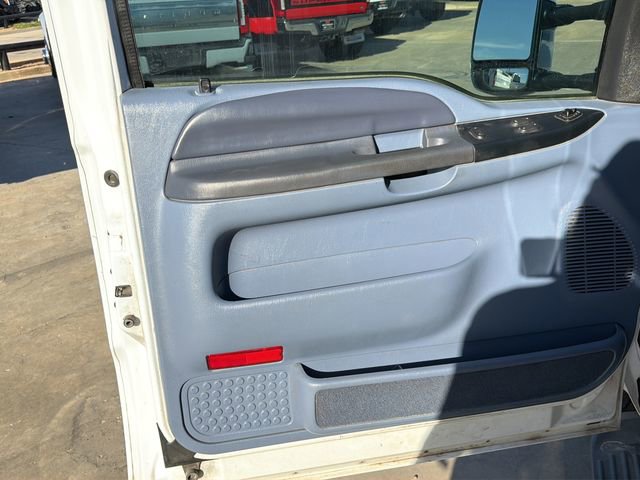 Used 1999 Ford F250 Lariat image 19