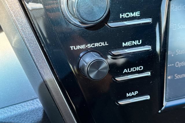 Used 2019 Toyota Camry LE FWD image 31