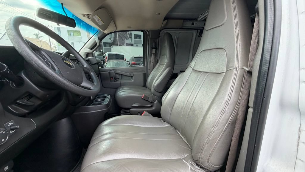 Used 2019 Chevrolet Express 2500 Extended w/ Driver Convenience Package RWD image 10