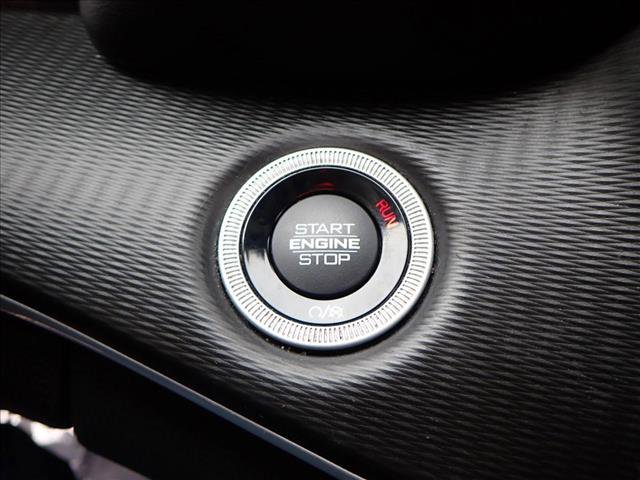 Used 2023 Jeep Grand Cherokee L Laredo image 22