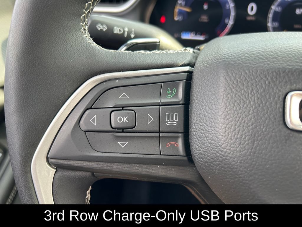 Used 2023 Jeep Grand Cherokee L Laredo AWD/4WD image 20