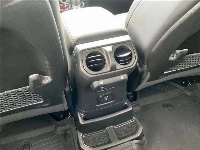 Used 2025 Jeep Wrangler Unlimited Rubicon 392 AWD/4WD image 21