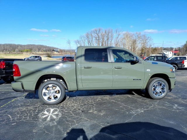 New 2026 RAM 1500 4x4 Crew Cab image 2