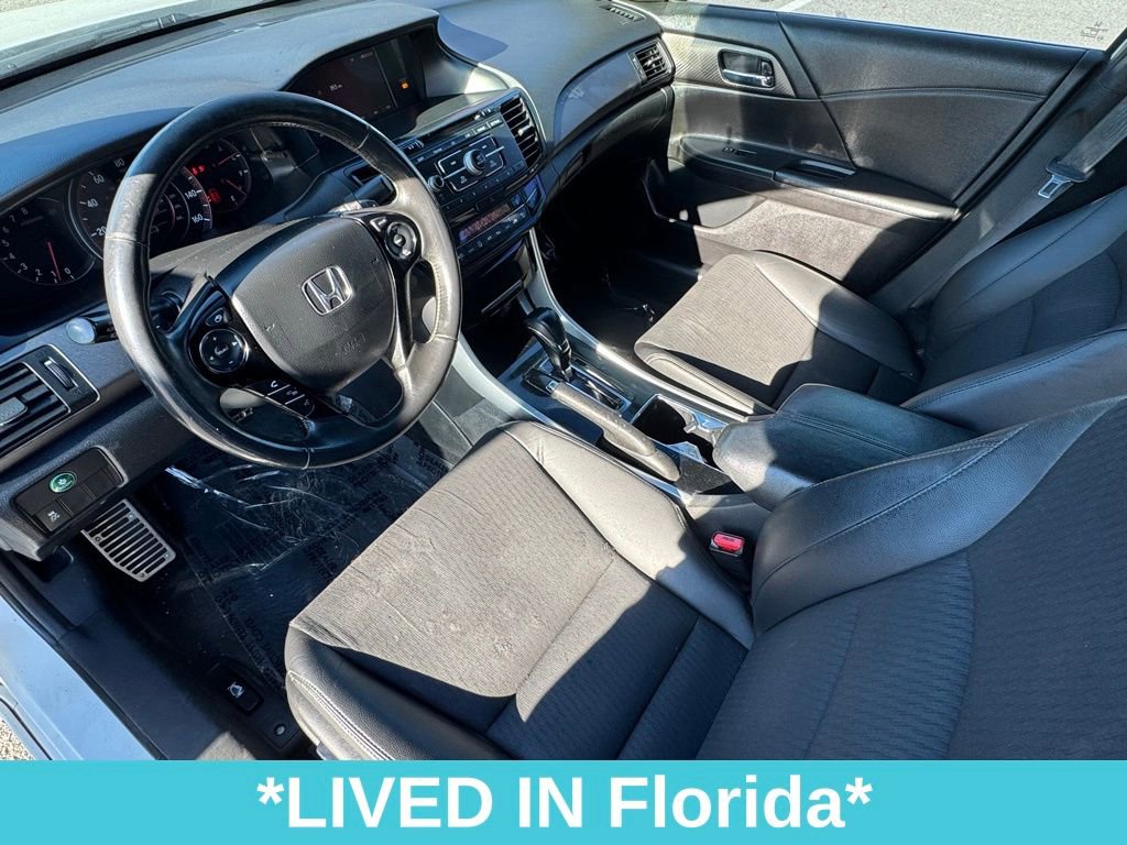 Used 2017 Honda Accord Sport image 18