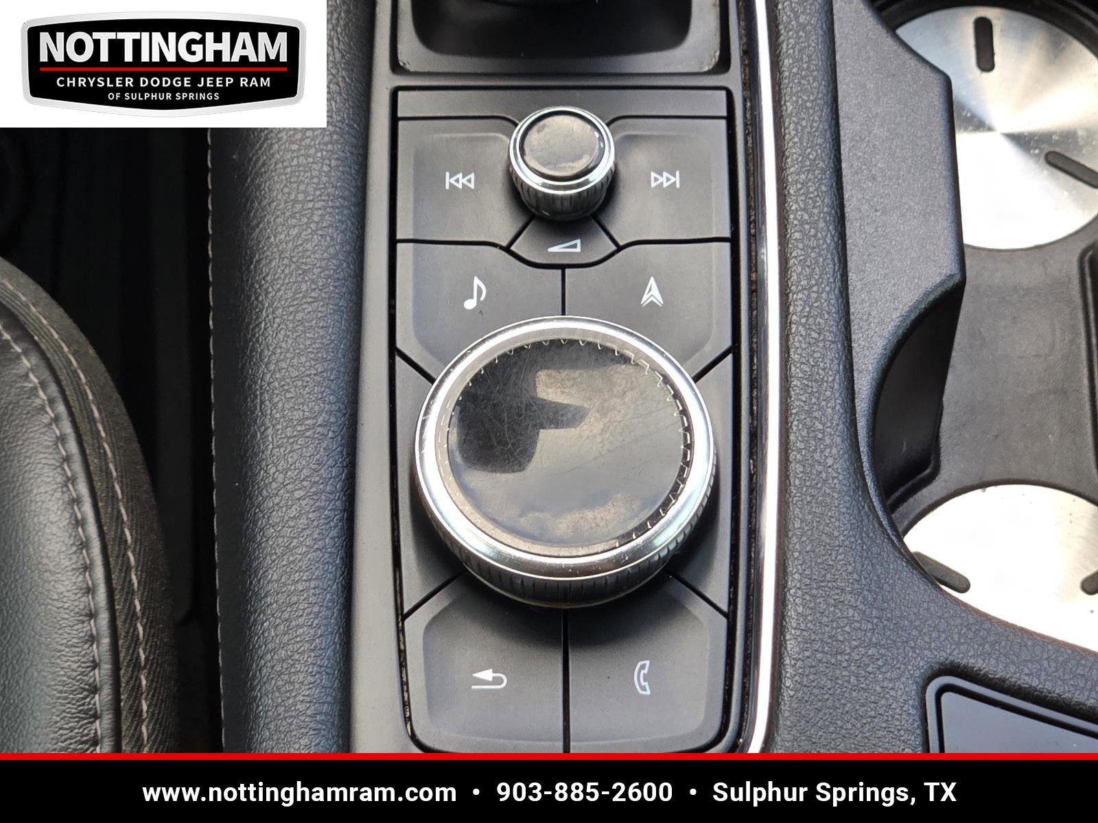 Used 2022 Cadillac XT6 Premium Luxury w/ Technology Package image 15