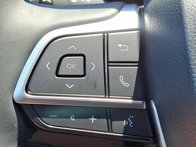 New 2026 Toyota Highlander Platinum AWD/4WD image 17